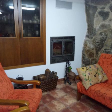 הוילה אורנסה Casa De Pueblo En San Estevo Ribas De Sil מראה חיצוני תמונה